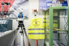 LABS_AND_WORKSHOPS_46